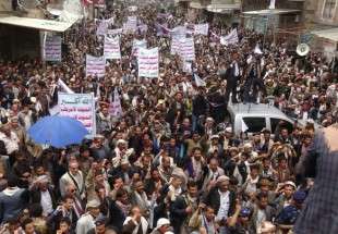 وقفات ومسيرات في المحافظات اليمنية للتنديد بجريمة العدوان في ضحيان