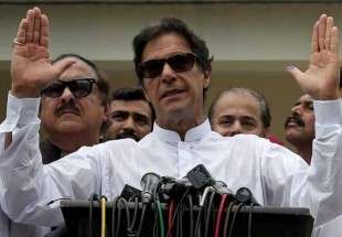 البرلمان الباكستاني ينتخب عمران خان رئيساً للوزراء