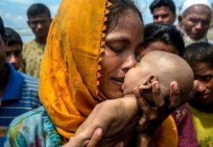 کارش بیش از یک میلیون مسلمان روهینگیایی در معرض باران های شدید موسمی/ وضعیت اسف‌بار زنا