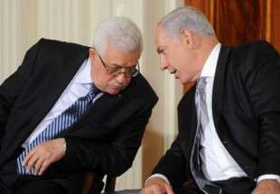 عباس يستسلم لدولة فلسطينية منزوعة السلاح وحماس تندد