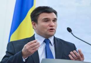 وزير الخارجية: مليون مواطن أوكراني يغادرون بلادهم سنويا