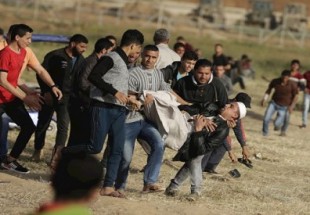 One Palestinian killed, 100s more injured in clash with Israeli forces in Gaza Strip