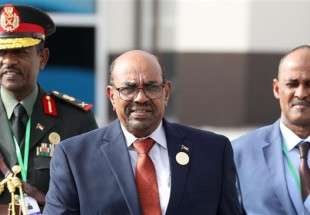 Sudan’s Bashir dissolves government amid economic crisis