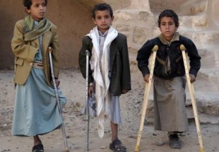 ​یمنی ها از گرسنگی، برگ درخت می‌خورند