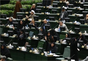درخواست ۹۰ نماینده مجلس از لاریجانی درباره شفافیت آرای مجلس