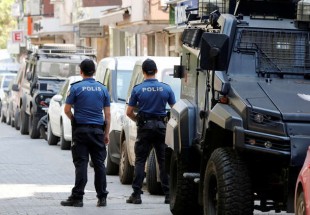 تركيا: اعتقال 61 عسكريا للاشتباه في صلتهم بغولن
