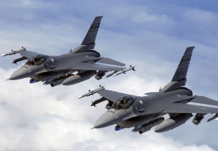 أمريكا تهدد السعودية بتحليق 40 طائرة حربية فوق اراضيها