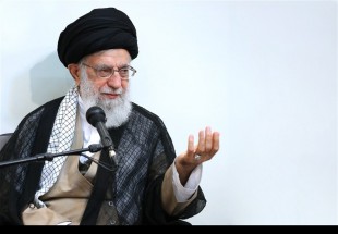 ​امام خامنه‌ای: حل مشکلات اقتصادی و تامین نیازهای مردم نیازمند کار جهادی است/ سران قوا برای حل مسائل کلیدی اقتصاد تصمیم‌های عملیاتی بگیرند