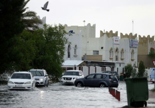 فيضانات في قطر إثر هطول أمطار غزيرة تعادل منسوب عام كامل تقريبا