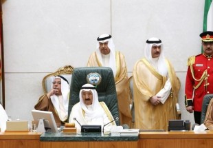 أمير الكويت: شعوب المنطقة مستهدفة في أمنها واقتصادها