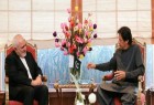 ظريف يلتقي مع رئيس الوزراء، قائد الجيش و نظيره الباكستاني