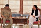 ​دیدار عمران‌خان با فرمانده ستاد ارتش پاکستان پس از ملاقات با ظریف/ گمانه‌زنی درباره صدور دستور جدید برای آزادی مرزبانان ایرانی