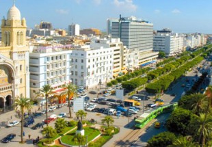 Tunisie essaie de sortir de la crise politique