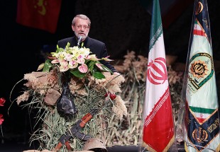 علي لاريجاني:  ايران قادرة على مواجهة الحظر