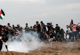 40 Palestinian protesters wounded in Gaza Strip clashes with Israeli troops