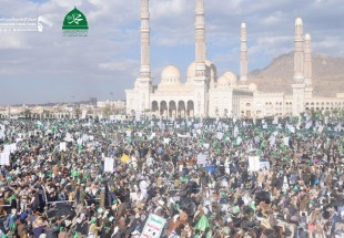 حشود مليونية تحيي ذكرى المولد النبوي الشريف بالعاصمة صنعاء