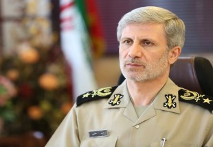 العميد أمير حاتمي: القوة الدفاعية الايرانية رسالة سلام و صداقة