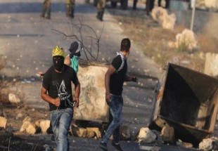 مختلف فلسطینی علاقوں پر صہیونی فوج کے حملے جاری