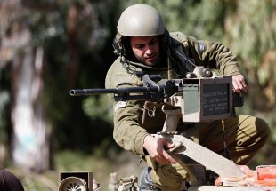 Israeli military forces fire warning shots along border with Lebanon