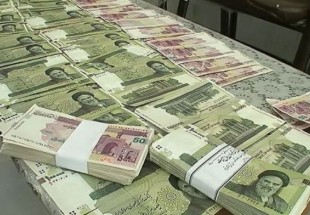 الريال الإيراني يصعد أمام الدولار لأعلى مستوى رغم العقوبات