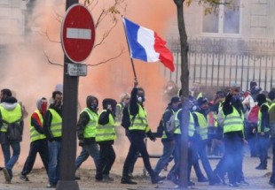 فرانس کی یلو ویسٹ تحریک انقلاب اسلامی سے متاثر