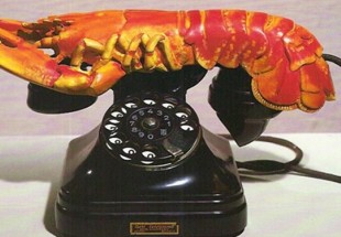 ​تلفن خرچنگی «سالوادور دالی» از بریتانیا نمی‌رود