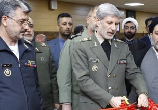 وزير الدفاع الايراني يزيح الستار عن منجزات جديدة في المجال السايبري