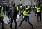 “Yellow Vest” protests continue in Paris streets for sixth week