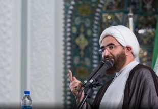 تعيين حجة الاسلام "حاج علي أكبري" اماماً مؤقتاً لصلاة الجمعة بطهران