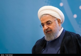 حسن روحانی: آمریکا به هدف خود برای جلوگیری از صادرات نفت ایران دست نخواهد یافت/ نگاه ما به شرق و غرب نیست