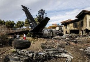 ۵ نفر از شهدای سقوط هواپیمای ٧٠٧ ارتش همدانی هستند