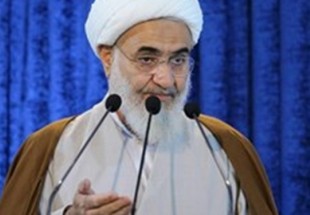 ملت ایران برای رفع سلطه اجانب انقلاب کرد/ مسؤولان به معیشت مردم توجه کنند