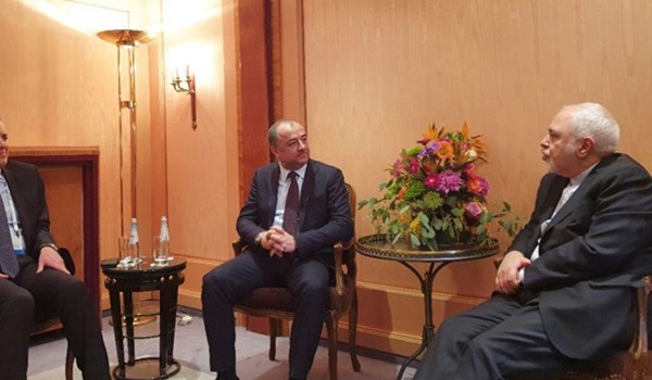 ظريف ووزير الدفاع اللبناني يبحثان التعاون الثنائي وقضايا المنطقة