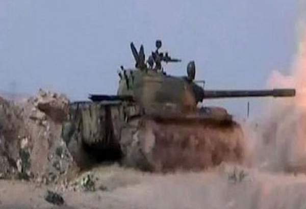 الجيش السوري يدمر مواقع للإرهابيين بريف حماة الشمالي