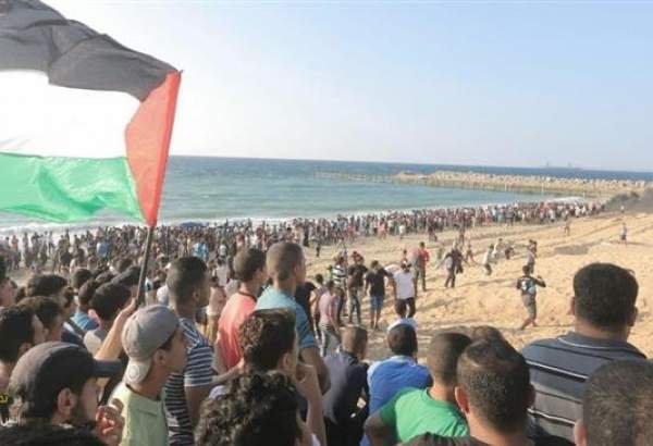 Palestinians protest Israeli maritime blockade on Gaza, dozens injured