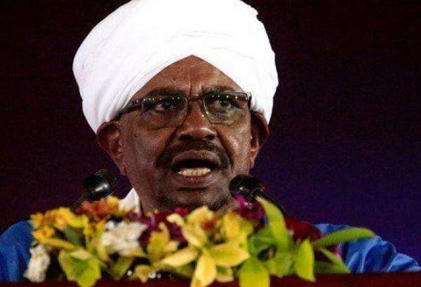 الرئيس السوداني يفرض حالة الطوارئ بكامل البلاد لمدة عام