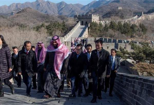 Bahraini FM draws ridicule by hailing bin Salman as Wall of China