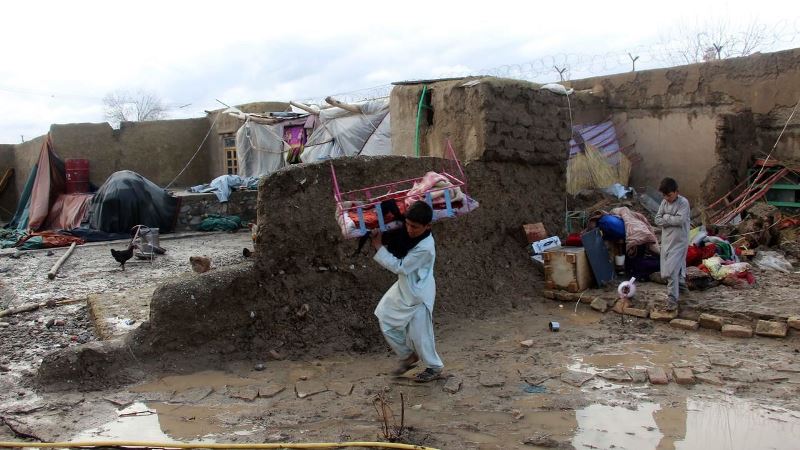 مقتل 20 شخصا بسبب الفيضانات والسيول الغزيرة جنوبي أفغانستان