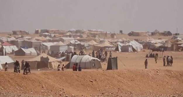 الدفاع الروسية: العثور على مقبرة جماعية جديدة تحتوي على 300 ضحية بالقرب من مخيم الركبان السوري