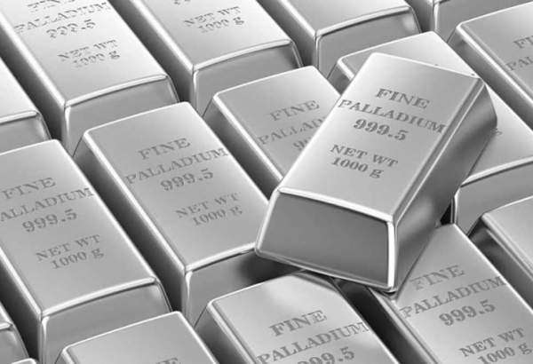 البلاديوم يبلغ ذروة قياسية بفعل حظر روسي محتمل والذهب يرتفع