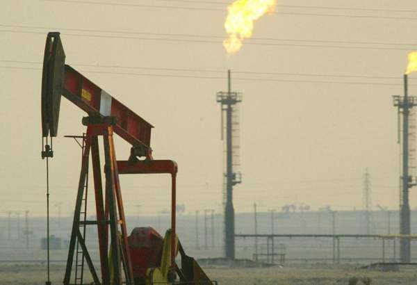 النفط يتجاوز 71 دولارا مع عودة التركيز إلى تهديدات الإمدادات
