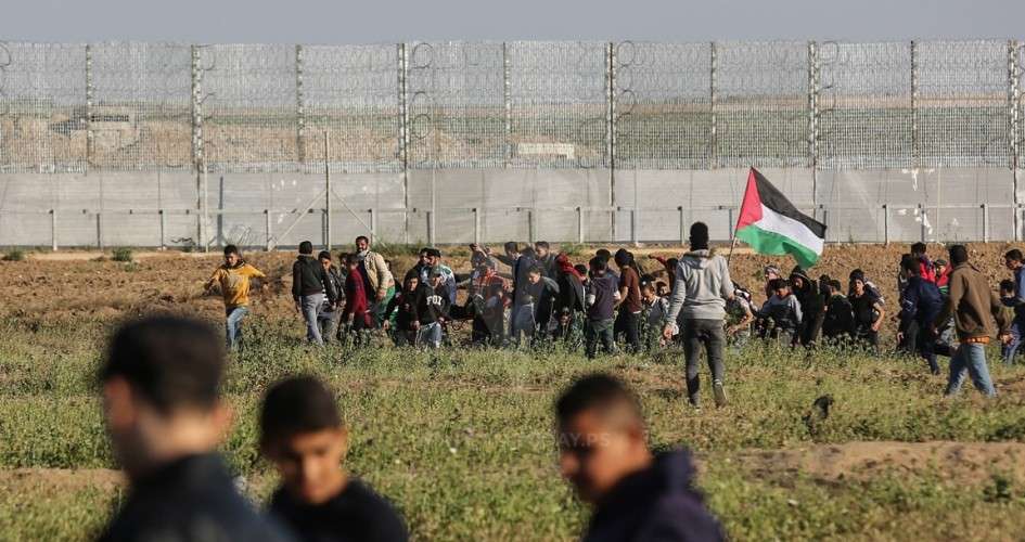 الفلسطينيون يستعدون للمشاركة في مسيرات العودة و كسر الحصار على حدود غزة