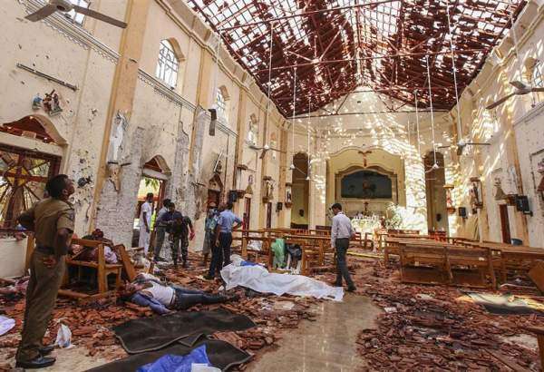 Multiple attacks in Sri Lanka leaves 290 dead