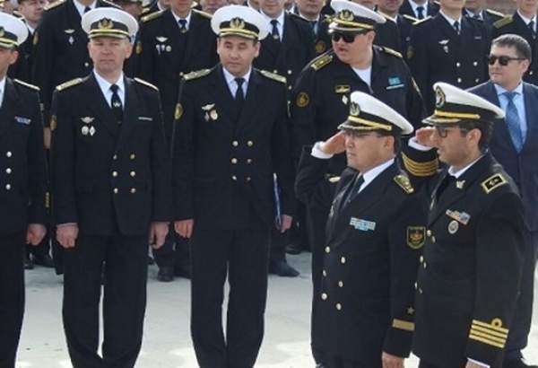 ناوگروه نیروی دریایی ارتش در قزاقستان پهلو گرفت