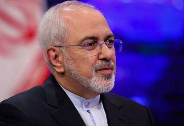 سؤال محمود صادقی از ظریف: حفظ برجام چه فایده‌ای برای ایران دارد؟