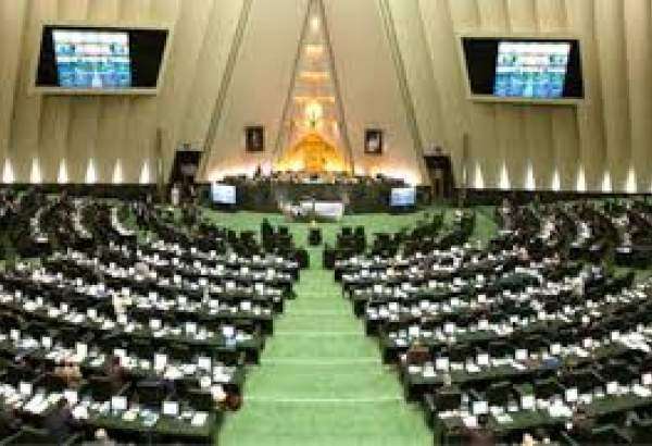 ایران کی پارلیمنٹ نے امریکی سینٹرل کمانڈ کے خلاف بل منظور کرلیا