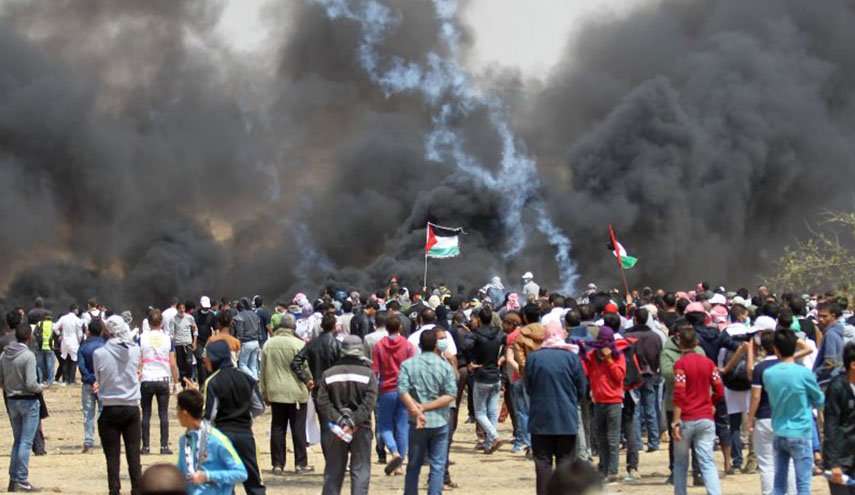 60 إصابة بقمع الاحتلال للمشاركين بجمعة الوحدة الوطنية