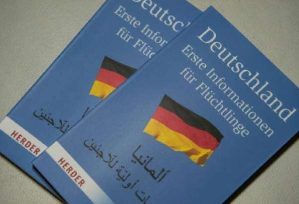 المانيا تعلق معالجة طلبات لجوء بعض السوريين