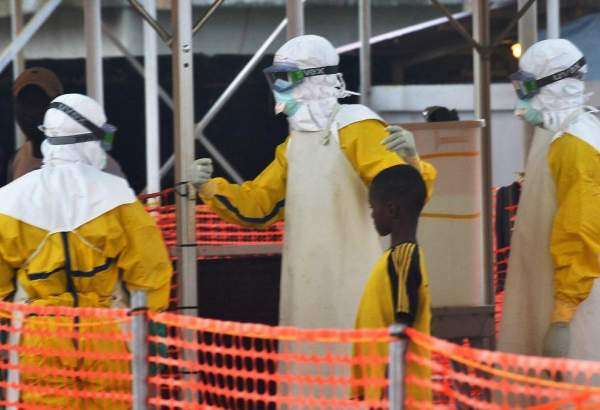 وباء إيبولا يحصد أرواح 900 شخص في الكونغو الديمقراطية
