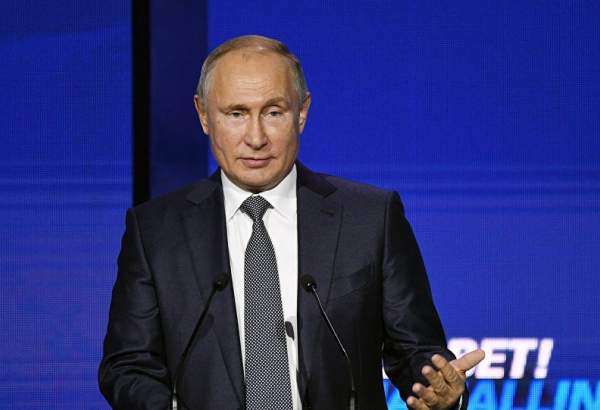 بوتين:  موسكو تنوي تبسيط حصول كل الأوكرانيين على الجنسية الروسية